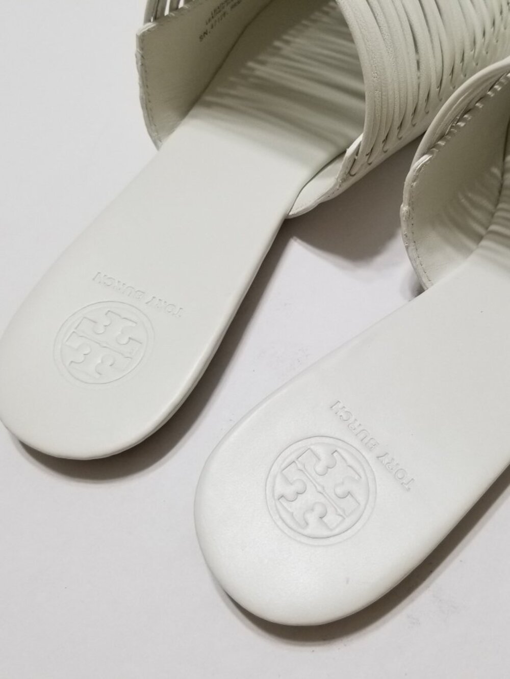 ✨NIB Tory Burch Sienna White Woven Leather Pointed Mules Flat Slides $298 - Picture 13 of 16